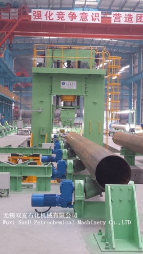 Укрепляющий механизм