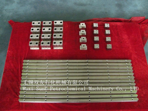 Т-образный клин